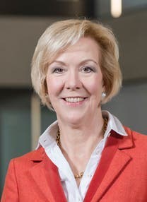 Monika Ribar, Präsidentin: Die 59-Jährige ist seit 2014 im Verwaltungsrat der SBB und hat bereits eine sehr konkrete Vorstellung, was ein neuer CEO mitbringen muss: Die neue Chefin, der neue Chef muss das Land gut kennen.