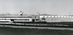 Fabrikareal der Tegimenta AG in Rotkreuz in den 1970er-Jahren (Bild: Roche)