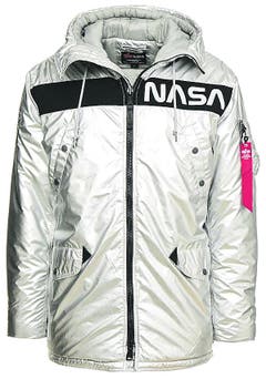 Der amerikanische Kleiderhersteller Alpha Industries hat eine ganze Nasa-Kollektion entworfen. Bild: zvg