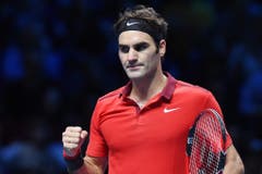 2014: Halbfinal ATP World Tour Finals London: Federer s. Wawrinka 4:6, 7:5, 7:6 (8:6)Das Spiel des Jahres 2014. Federer und Wawrinka liefern im rein schweizerischen Halbfinal am letzten Turnier des Jahres einen Abnützungskampf sondergleichen. Wawrinka kann dabei vier Matchbälle nicht nutzen und Federer muss tags darauf für den Final gegen Djokovic wegen Rückenbeschwerden Forfait erklären. Wochen später gewinnen die beiden Schweizer zusammen den Davis Cup. (Bild: Keystone)