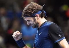 2015: Halbfinal ATP World Tour Finals: Federer s. Wawrinka 7:5, 6:3Einerseits ungewohnt, andererseits gewohnt: Ein ungewohnt bärtiger Roger Federer besiegt Stan Wawrinka erneut am Turnier der acht Jahresbesten. Er braucht dafür 71 Minuten. Im Final verliert er gegen einen alten Bekannten: Novak Djokovic. (Bild: Keystone)
