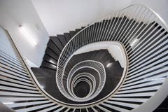 Herzstück des Hauses Union: Die charakteristische Treppe, die endlos nach unten... (Bild: Urs Bucher - 21. August 2019)