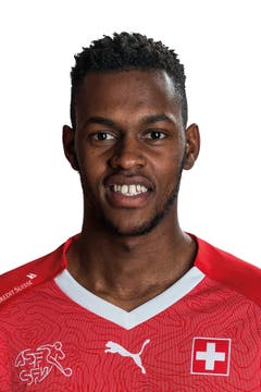 Edimilson Fernandes: Note 4.5 - Als ehemaliger Junior des FC Sion in «seinem» Tourbillon besonders motiviert. Ein Aktivposten in der ersten Halbzeit, in der er drei Grosschancen vergibt. Baut mit Fortdauer der Partie ein wenig ab. (Bild: Keystone)