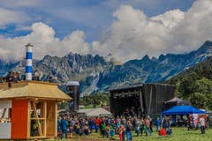 Das Irish Open Air Toggenburg vor grossartiger Kulisse. (Bild: Renato Maciariello)