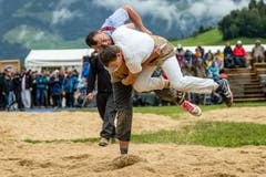 Stefan Gasser (links) in seinem letzten Kampf gegen Noah Gisler. (Bild: Philipp Schmidli, Ennetmoos, 8. September 2019)