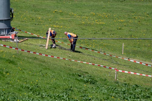 The three wounded were transported by Rega for further treatment in cantonal outlying hospitals. (Image: Urs Flüeler / Keystone, Engelberg, June 5, 2019) 