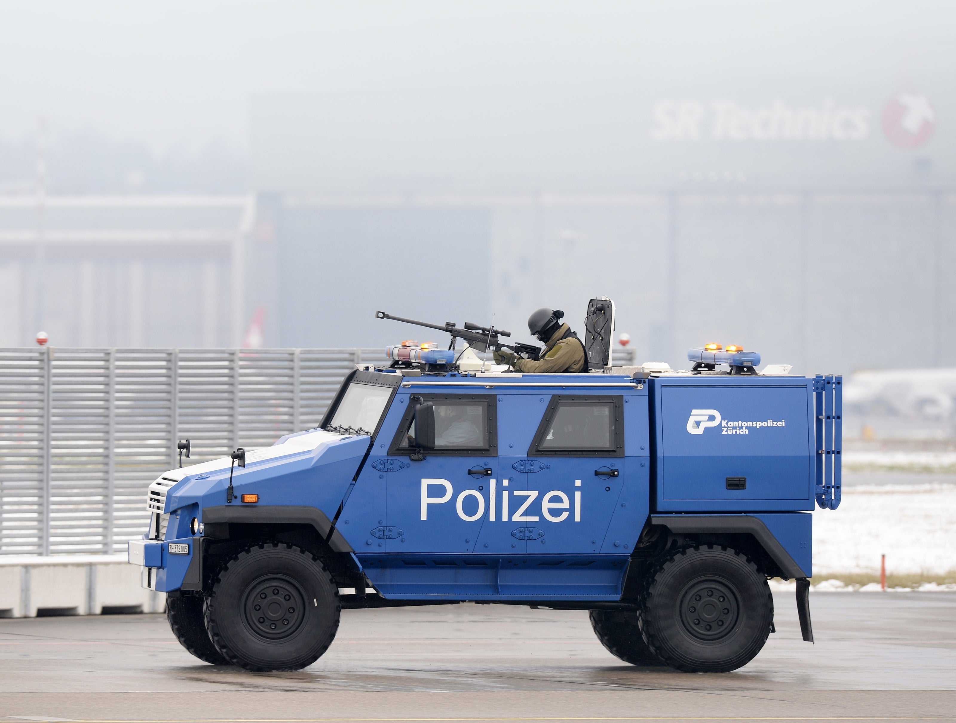 Basler Polizei Erhalt Ein Panzerfahrzeug Dank Eines Politischen Buebetricklis Luzerner Zeitung